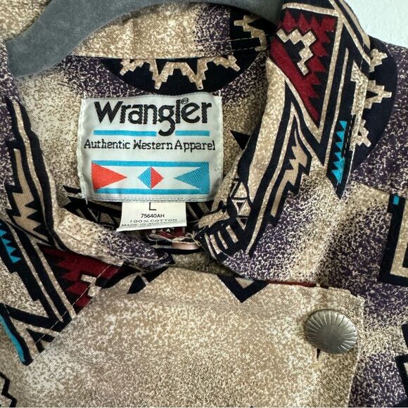 Vintage Wrangler Aztec Pattern Pearlsnap - Picture 4 of 5